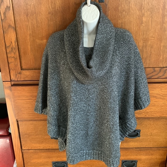 CAbi Shimmer Poncho New in Bag, Small - Picture 5 of 9